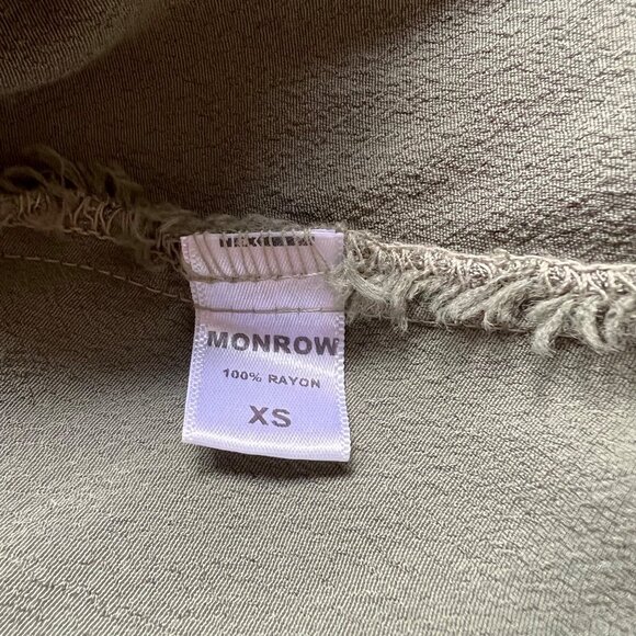 Monrow Size XS Laurel Green Button Up Long Sleeve Collared Elastic Waist Romper - Picture 4 of 15